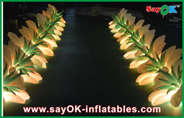 導かれたライトの変更と結婚する耐久の膨脹可能な花はカスタム設計します