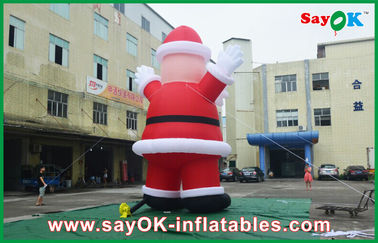 Chrismas のための屋外の巨大で膨脹可能な休日の装飾 Inflatables サンタクロース