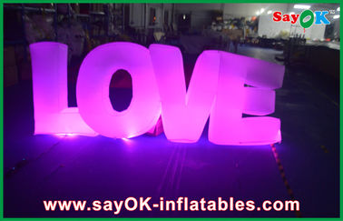 ヤードの Inflatables の屋外の装飾のナイロン布をつける愛