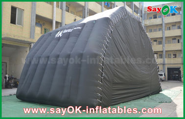 屋外の膨脹可能なテント8mポリ塩化ビニールのコートのショーの黒色のための膨脹可能な空気テントの段階カバー ドームのテントは行く