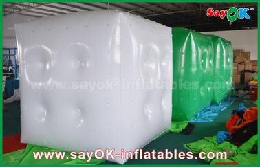 ロゴの白い緑の膨脹可能な気球/立方体のヘリウムの気球を広告して印刷して下さい