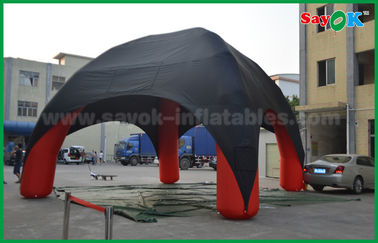 膨脹可能なテントのドームの赤く/黒いくもの防火効力のあるオックスフォードの布が付いている膨脹可能なドームのテント4の足
