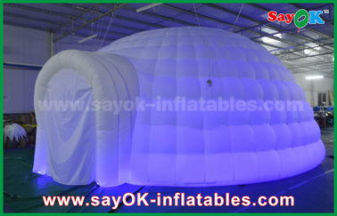 膨脹可能なナイトクラブの白い円形の膨脹可能なドームのテントの党/展示会のための商業でき事のテント