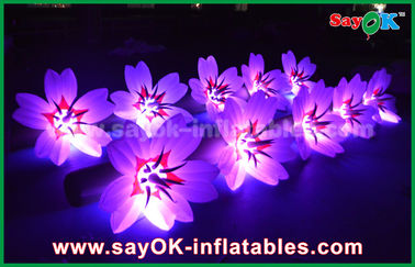 5mの白く長い地上のナイロン布LEDの花鎖の膨脹可能で軽い装飾