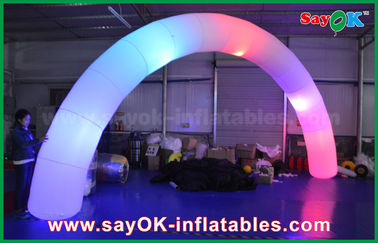 装飾のためのアーチの方法ゲートをつける膨脹可能な虹のアーチ63cm DIAのナイロン布Inflatble