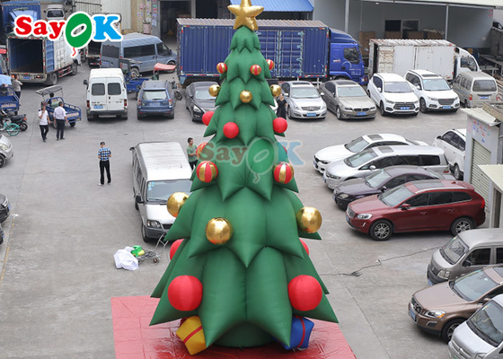 巨大で膨脹可能なXmasの木のクリスマスの装飾の膨脹可能な木