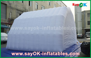Kampaの空気テントのセリウムSGSを広告するための大きく白い屋外の膨脹可能な空気テント