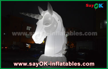膨らませた漫画キャラクター フルホワイト オックスフォード 布 膨らませられる馬 ユニコーン LEDライト付き