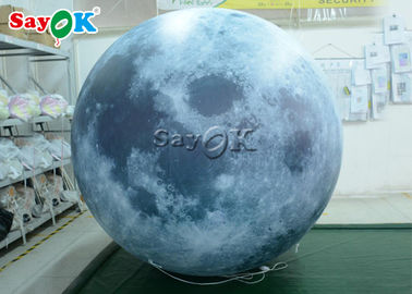 ヤードは照明3m膨脹可能な月の気球を導きました