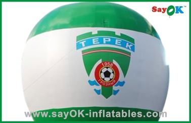 白いおよび緑の大きく膨脹可能な気球、膨脹可能な広告の気球