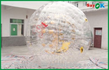 巨大で膨脹可能な屋外ゲーム ポリ塩化ビニールの泡遊園地3.6x2.2mのための人間の大きさで分類されたハムスターの球