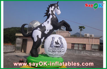 膨らませられる動物気球 屋外 膨らませられる馬 モデル 広告用 漫画キャラクター