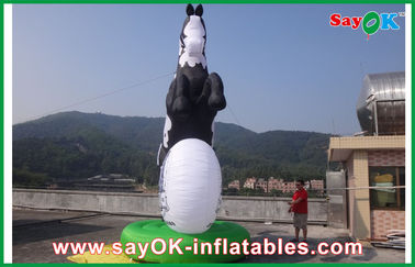 膨らませられる動物気球 屋外 膨らませられる馬 モデル 広告用 漫画キャラクター