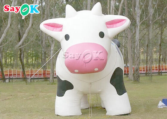 ポリ塩化ビニールの防水シートの農場の装飾のための実物大の膨脹可能な乳牛