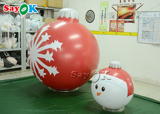 休日のパーティの掛かる装飾の膨脹可能な雪片の気球