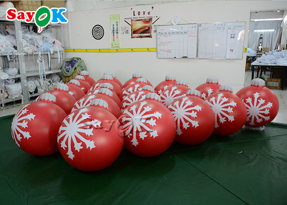 0.6m小さいXmasの装飾ポリ塩化ビニールの膨脹可能な球の屋外の掛かる飾られた球