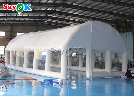 プール カバーのための大きく膨脹可能なテント0.55Mmポリ塩化ビニールの膨脹可能な空気テントの透明な気密のドーム