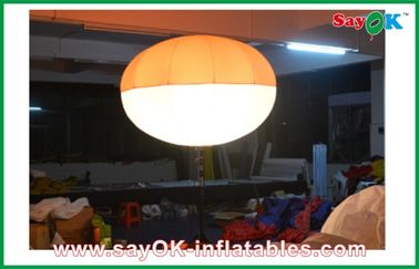 2m のナイロン布の LED の膨脹可能な照明装飾を広告する膨脹可能な導かれた三脚の球