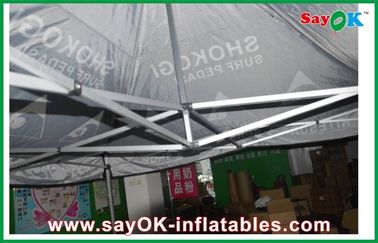 ヤードのおおいのテントの黒の屋外の折るテント、アルミニウム フレームが付いている巨大な防水テント