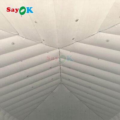 屋外イベントやパーティー用 持ち運び可能な防水 耐火性 PVC 充気式エアテント