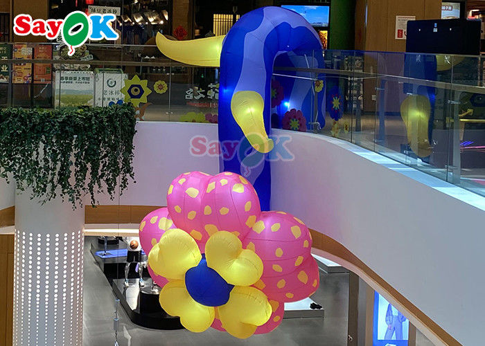 ナイトクラブのディスコは軽く膨脹可能な花の植物によってカスタマイズされた色を導いた